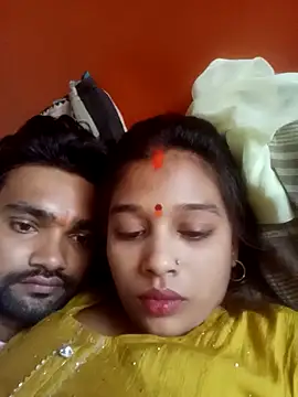 Snapshot of Surajpuja79 chatting on April 3, 2026, 8:54 am Surajpuja79 online show from April 3, 2026, 8:54 am