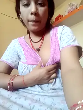 Snapshot of Surajpuja79 chatting on April 4, 2026, 6:31 am Surajpuja79 online show from April 4, 2026, 6:31 am