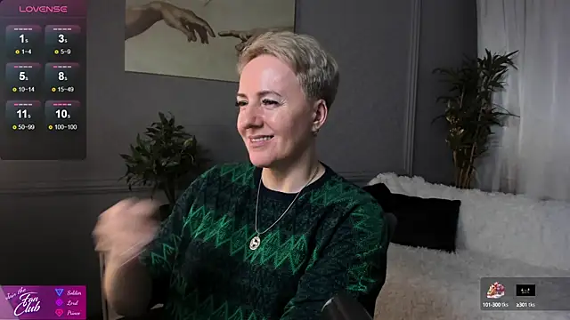 Nika Smit online show from March 3, 2025, 2:28 pm