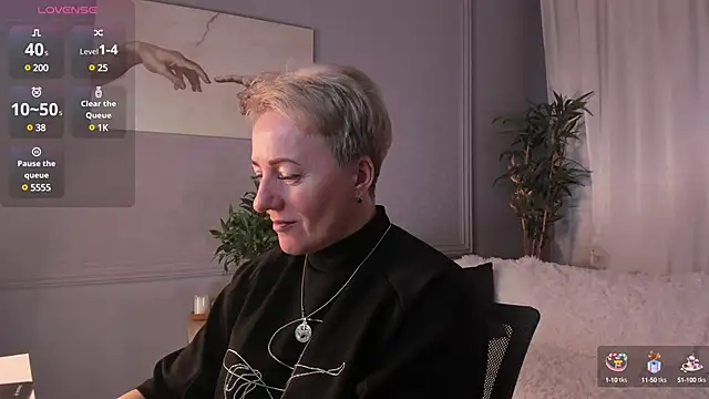 Nika Smit online show from March 22, 2025, 5:49 am