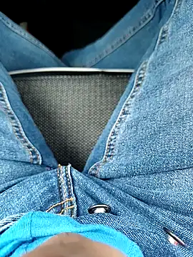 Snapshot of ManuRod1981 chatting on December 5, 2025, 2:15 pm ManuRod1981 online show from December 5, 2025, 2:15 pm