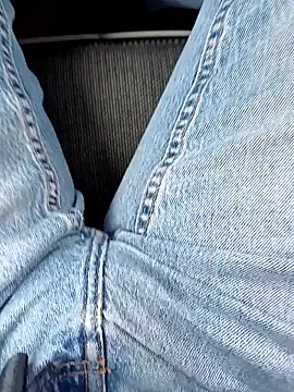 Snapshot of ManuRod1981 chatting on November 19, 2025, 2:28 pm ManuRod1981 online show from November 19, 2025, 2:28 pm