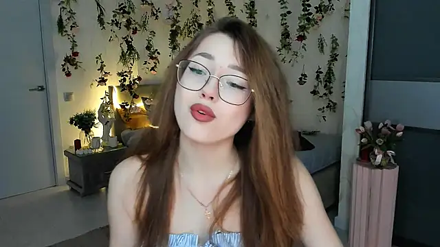 SereneFlame online show from April 22, 2026, 4:03 pm