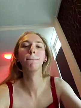 MissPigster online show from September 9, 2025, 12:03 pm