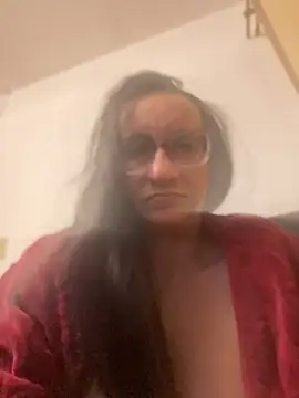 gloria7v05 online show from June 11, 2026, 2:53 am