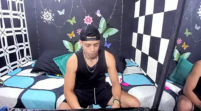 MikeRose94 online show from March 12, 2025, 8:20 pm