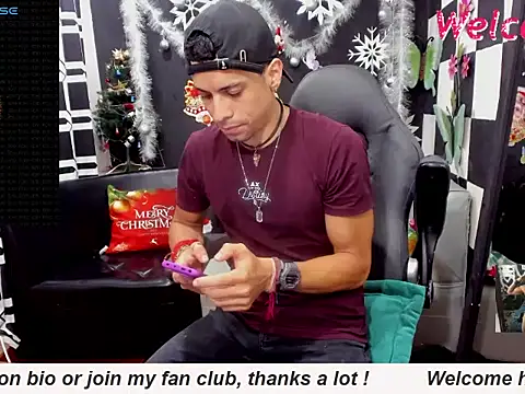 MikeRose94 online show from January 15, 2026, 4:10 pm