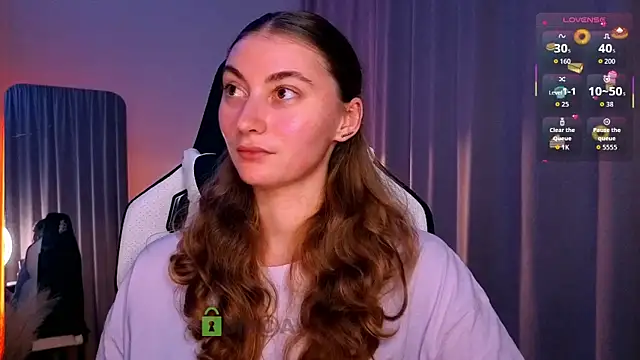 lady curls online show from November 17, 2025, 10:03 pm