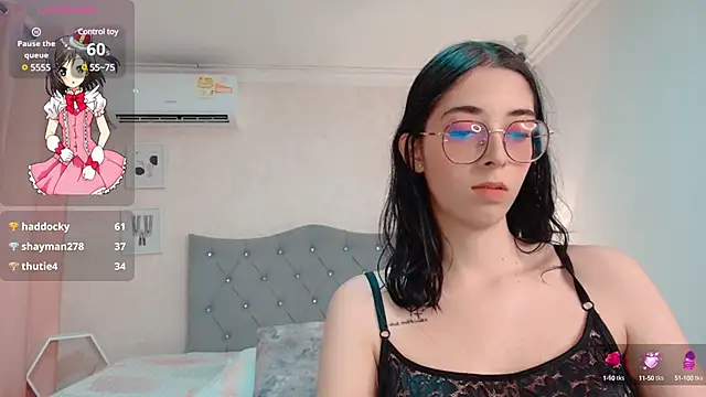 brooklove doll online show from February 23, 2025, 9:26 pm