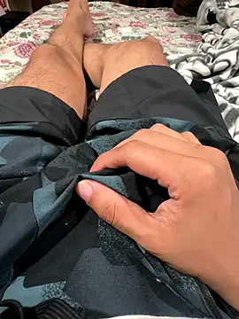 sonug0912 online show from November 2, 2025, 11:48 am