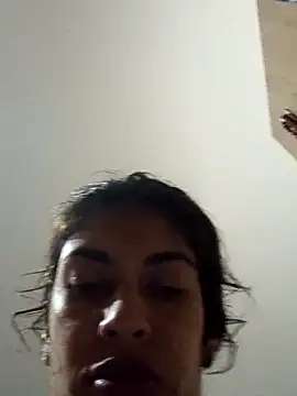 Snapshot of Anamaria-24 chatting on April 6, 2026, 6:09 pm Anamaria-24 online show from April 6, 2026, 6:09 pm