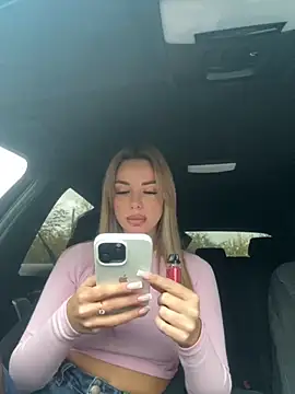 Gabriella Hot  online show from September 25, 2025, 2:17 am