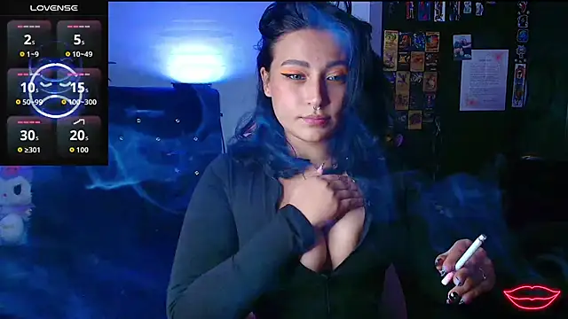 Pauilina online show from October 12, 2025, 8:43 pm