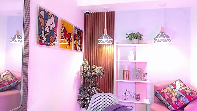 Dalila Sky online show from June 12, 2026, 6:05 pm