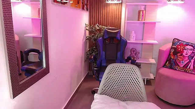 Dalila Sky online show from September 25, 2025, 6:03 pm