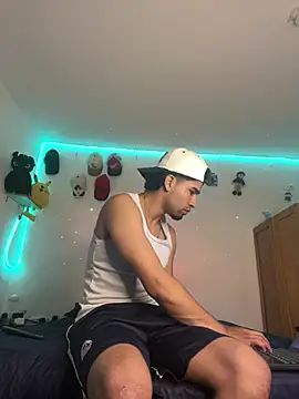 andy 0018 online show from July 10, 2026, 12:43 am