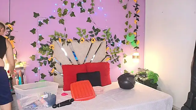 BRITHANY SPARK online show from April 24, 2026, 12:45 am