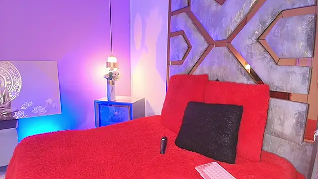 BRITHANY SPARK online show from November 23, 2025, 3:49 am