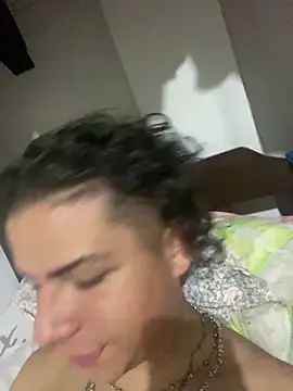 Snapshot of MasteredOpossum chatting on February 27, 2026, 12:22 am MasteredOpossum online show from February 27, 2026, 12:22 am