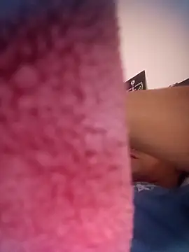 Snapshot of jeremiabello chatting on November 25, 2025, 4:13 am jeremiabello online show from November 25, 2025, 4:13 am