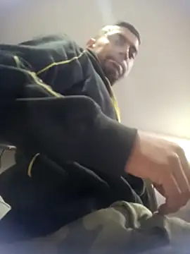 Snapshot of jeremiabello chatting on March 6, 2026, 11:49 am jeremiabello online show from March 6, 2026, 11:49 am