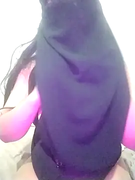 nadya-74 online show from September 20, 2025, 6:24 pm