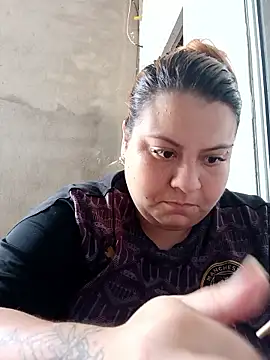 carola hotwife online show from September 23, 2025, 1:40 pm