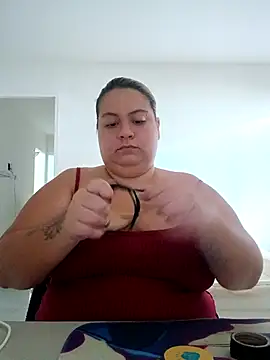 Snapshot of carola_hotwife chatting on May 4, 2026, 12:19 pm carola hotwife online show from May 4, 2026, 12:19 pm