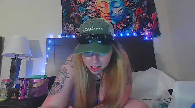 Wonder Lust27 online show from March 12, 2025, 2:30 am