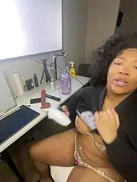 dvtbvby online show from March 5, 2025, 8:32 pm