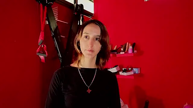 Ambar Roux  online show from May 5, 2026, 12:08 pm