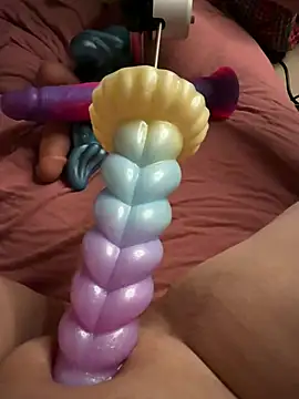 Snapshot of luisa1 chatting on February 21, 2025, 6:15 pm luisa1 online show from February 21, 2025, 6:15 pm