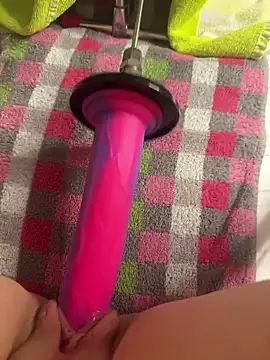 Snapshot of luisa1 chatting on November 20, 2025, 7:36 pm luisa1 online show from November 20, 2025, 7:36 pm