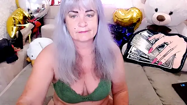 SiberiabBerry online show from June 13, 2026, 2:31 am