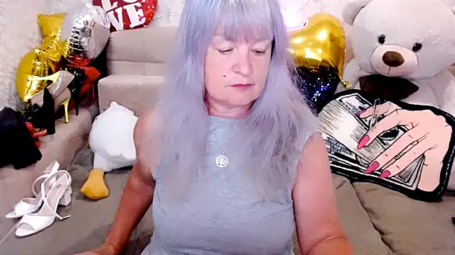 SiberiabBerry online show from June 18, 2026, 2:54 am