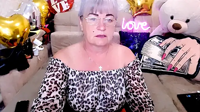 SiberiabBerry online show from June 6, 2026, 3:12 am