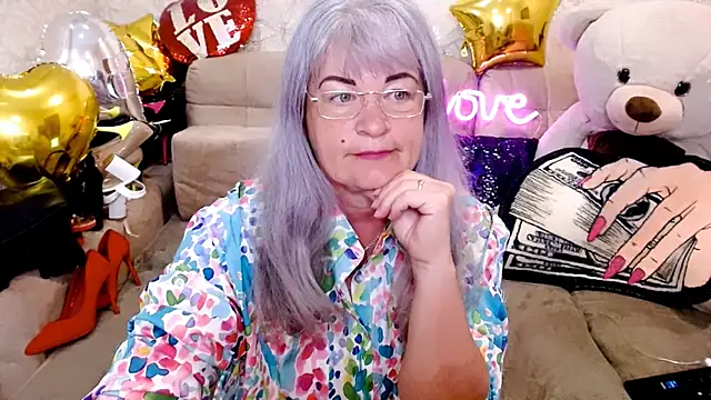 SiberiabBerry online show from June 8, 2026, 11:05 pm