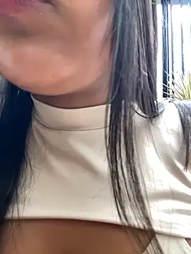 Snapshot of Mariangel_11 chatting on July 23, 2026, 2:35 pm Mariangel 11 online show from July 23, 2026, 2:35 pm
