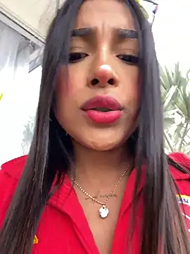Snapshot of Mariangel_11 chatting on June 23, 2026, 2:15 pm Mariangel 11 online show from June 23, 2026, 2:15 pm
