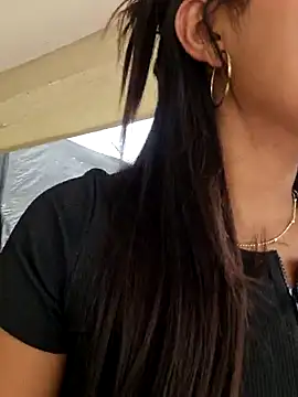 Mariangel 11 online show from September 27, 2025, 5:41 pm