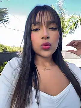 Snapshot of Mariangel_11 chatting on July 14, 2026, 1:39 pm Mariangel 11 online show from July 14, 2026, 1:39 pm