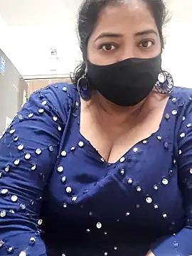 zeepe19 online show from October 18, 2025, 9:22 am