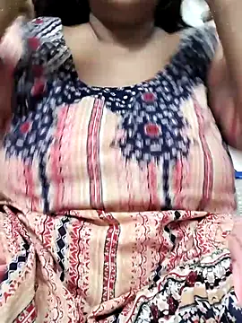 Snapshot of zeepe19 chatting on July 4, 2026, 6:34 pm zeepe19 online show from July 4, 2026, 6:34 pm