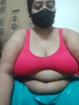 zeepe19 online show from June 7, 2026, 6:13 pm