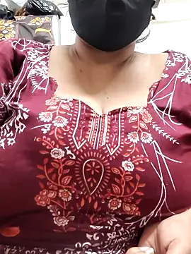 zeepe19 online show from December 5, 2025, 7:01 pm