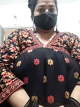 zeepe19 online show from October 19, 2025, 5:05 pm