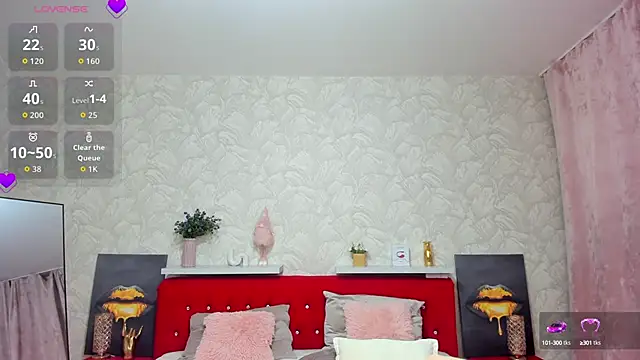 KattyPeachX online show from September 25, 2025, 1:11 am