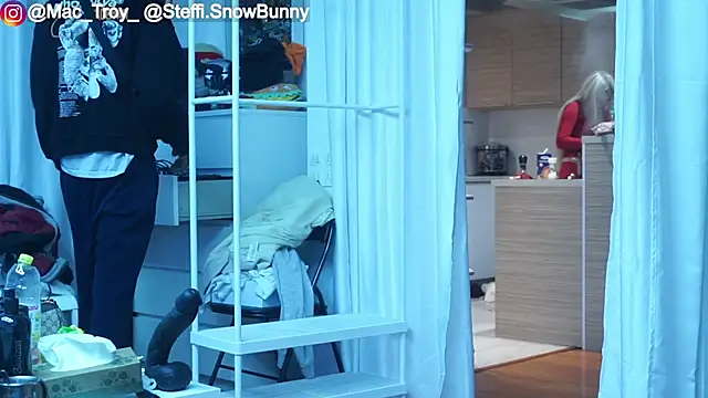 Snapshot of MacTroy chatting on November 14, 2025, 5:05 pm MacTroy online show from November 14, 2025, 5:05 pm