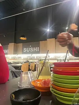 Snapshot of MacTroy chatting on March 17, 2026, 4:43 pm MacTroy online show from March 17, 2026, 4:43 pm