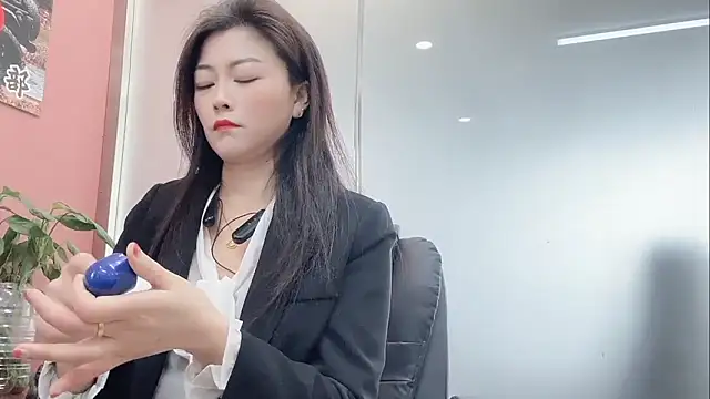 Snapshot of QianF-666 chatting on March 15, 2026, 2:51 am QianF-666 online show from March 15, 2026, 2:51 am